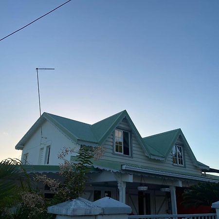 Villa Adelaide Grand-Bourg  Eksteriør billede